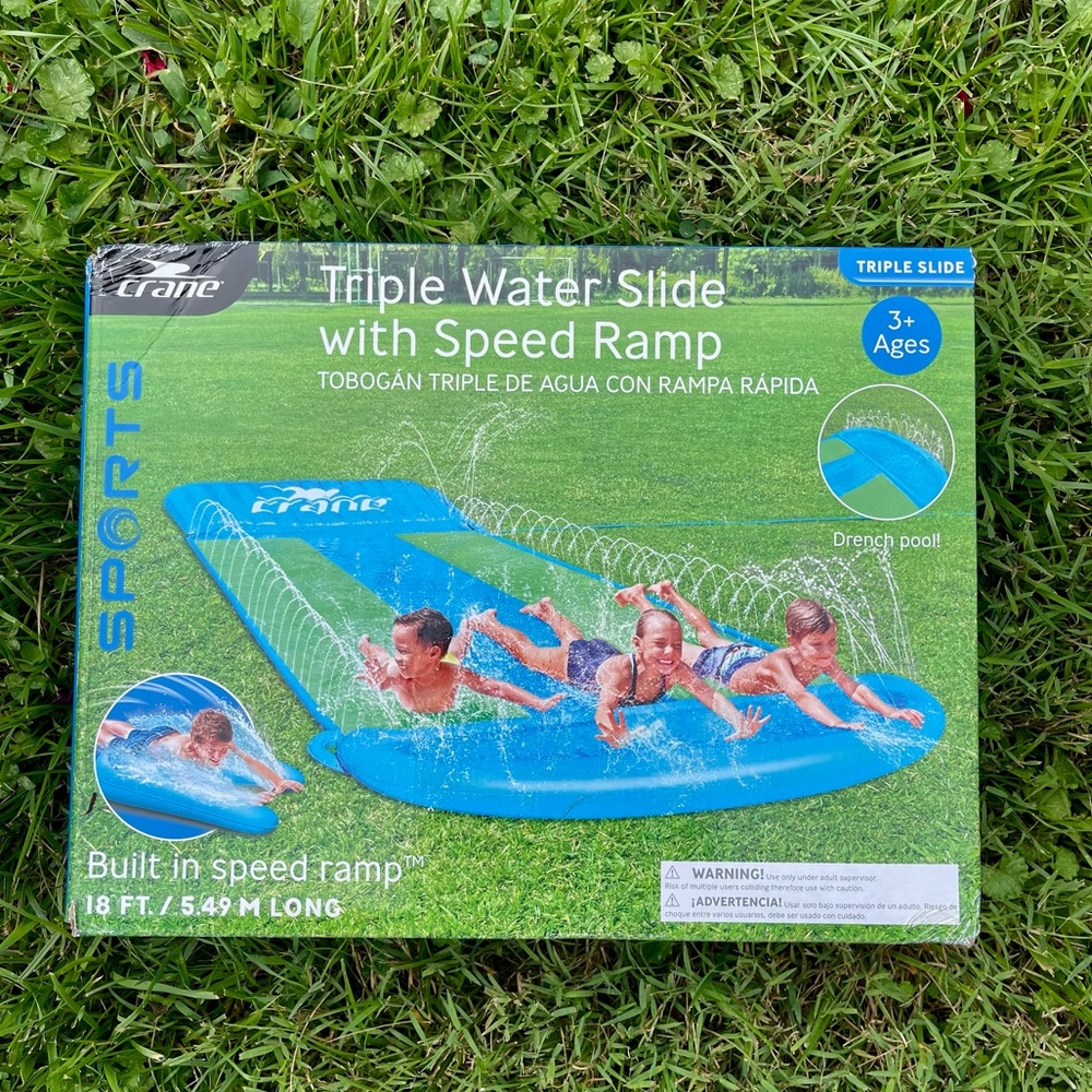 Triple waterslide with speed ramp